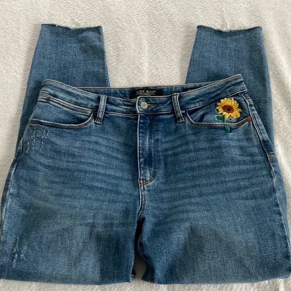 Judy Blue Jeans Judy Blue Sunflower Jeans Poshmark
